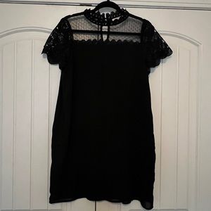 Shift Lace Dress with Pockets L